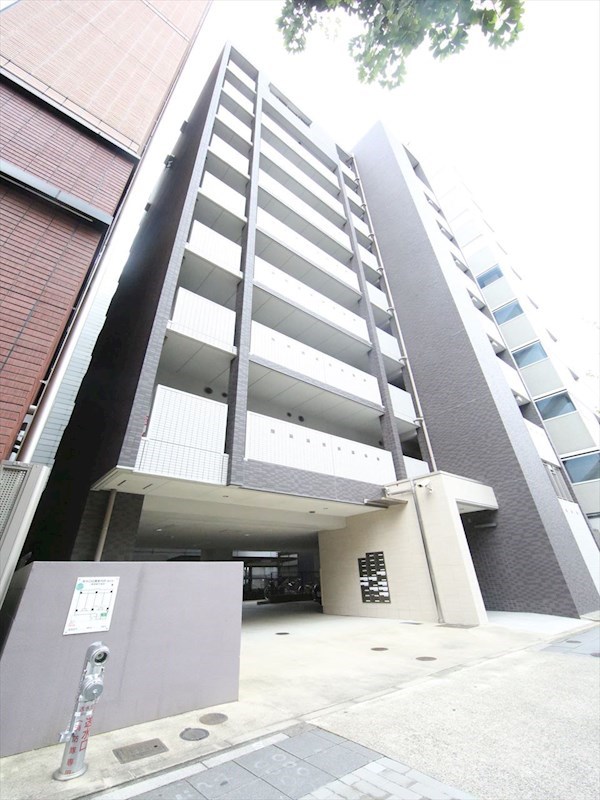 建物外観　外観　防犯カメラオートロック付