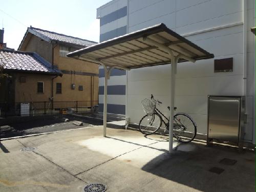 その他共有部分　屋根付き駐輪場