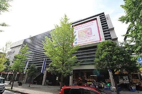 ショッピングセンター　青葉台東急スクエアNorth 4（ショッピングセンター）まで1027m