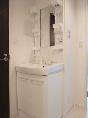 洗面設備　La Luce明大前