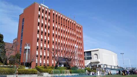 高校・高専　私立中央大学附属高校（高校・高専）まで215m