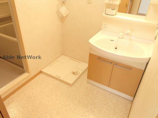 洗面設備　※同物件別部屋の写真となります。