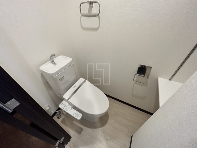 トイレ　ネットフローラ阿波座　温水洗浄便座