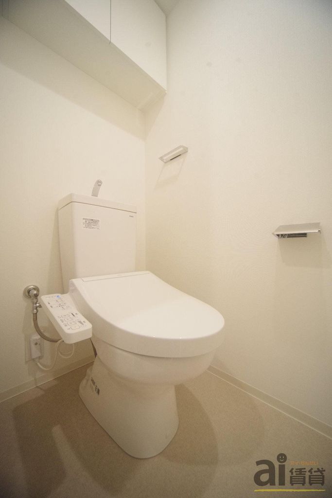 トイレ　※同仕様写真