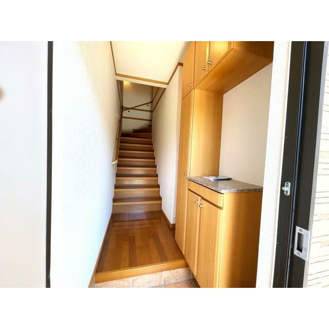 玄関　シューズボックス付き