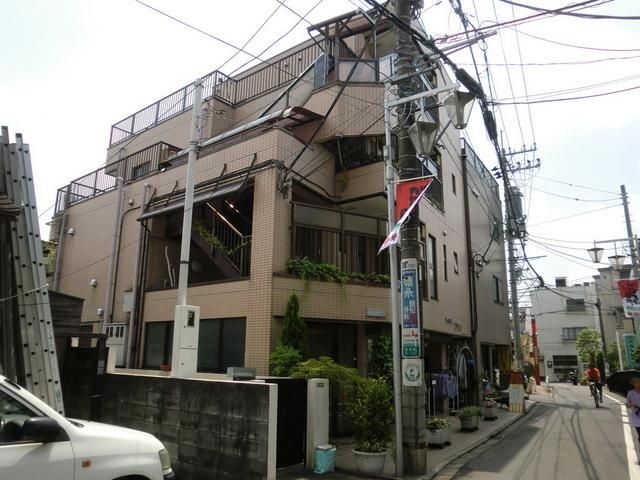 建物外観　★日当たり良好・喜多見駅徒歩4分です★