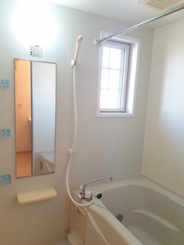 バス・シャワールーム　きれいなお風呂です