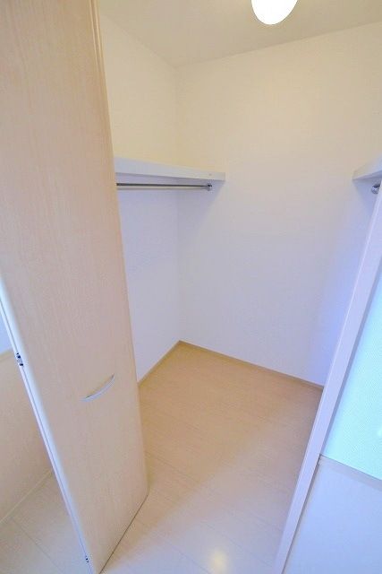 収納　ウォークインクローゼット♪