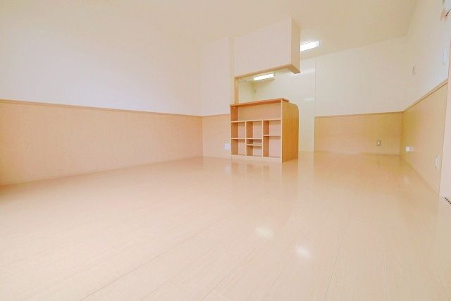 居室・リビング　開放的なリビングです♪