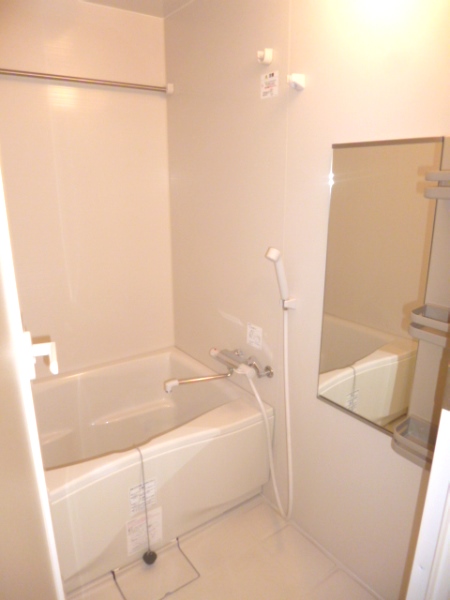 バス・シャワールーム　浴室乾燥機付き