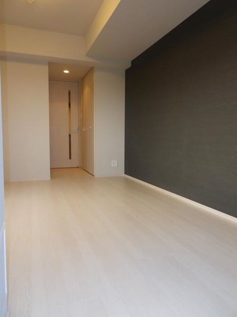 居室・リビング　別号室参考写真