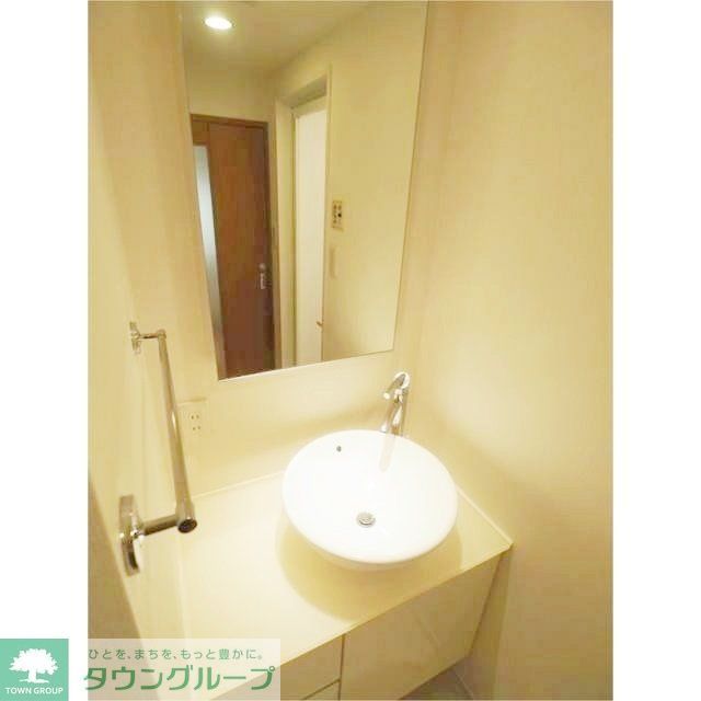 洗面設備　お部屋探しは株式会社　タウンハウジング　までお気軽にお問合…