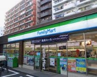 コンビニ　ファミリーマート 西五反田六丁目店（コンビニ）まで94m