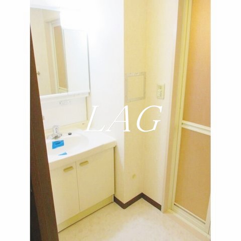 洗面設備　洗面台です。