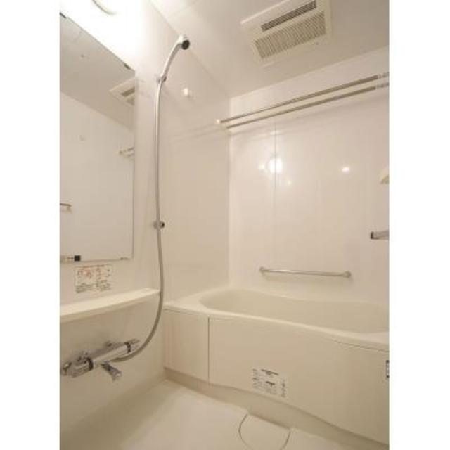 バス・シャワールーム　※写真は同タイプ住戸です。