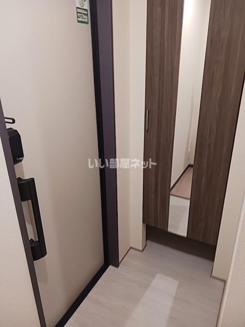 D crest新川Sの玄関写真