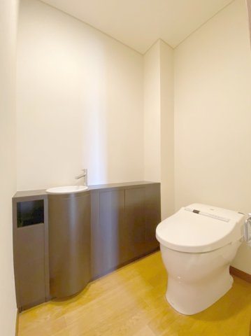 トイレ　シンプルで使いやすいトイレです