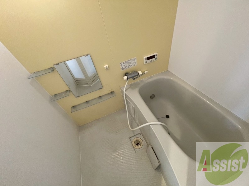 バス・シャワールーム　お風呂です。ゆっくりお風呂につかるのも体に良いですね～