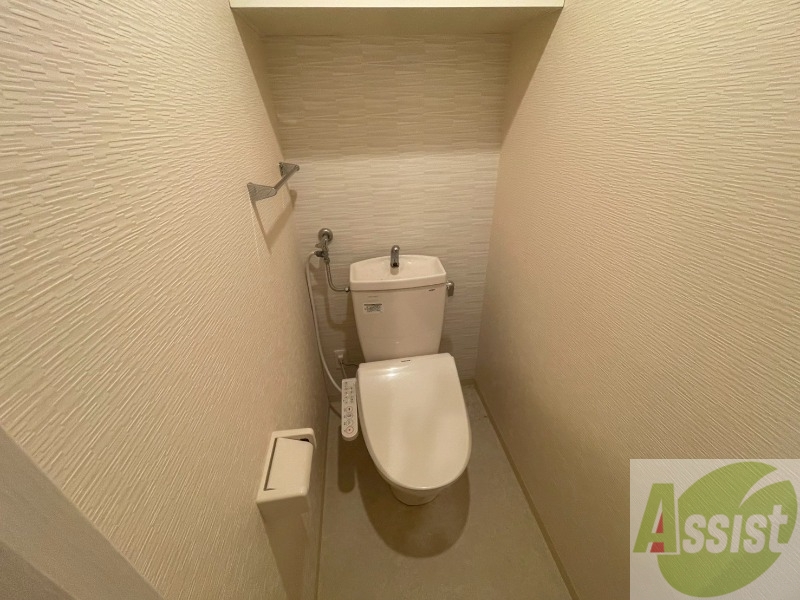 トイレ　ウォシュレット機能がついたトイレ。安心して使用できますね。