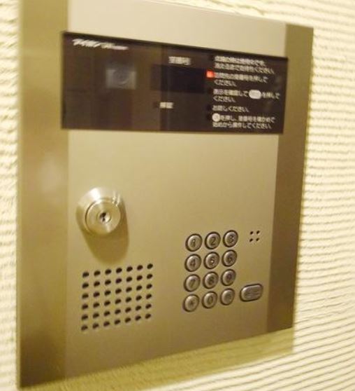 セキュリティ　★安心のオートロック完備★