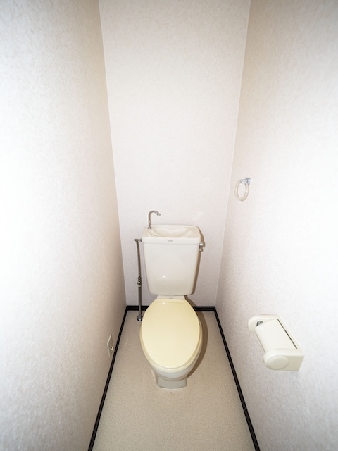 トイレ　シンプルで使いやすいトイレです