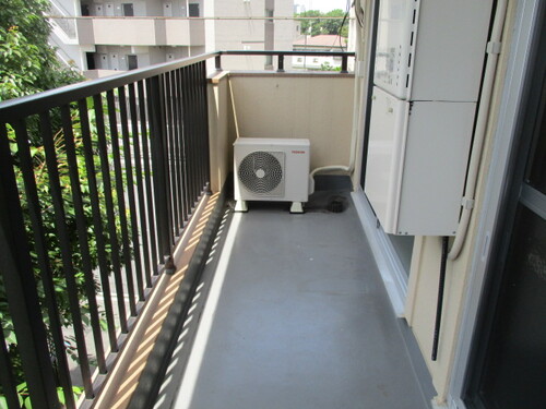 バルコニー　バルコニー　※2023年7月撮影