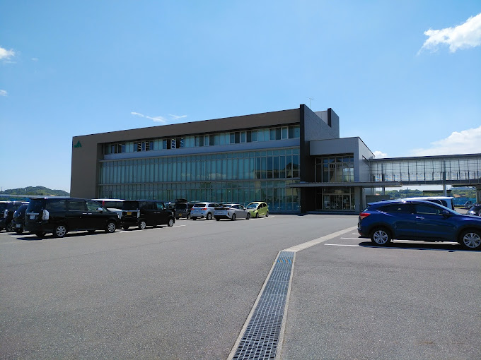 銀行　JA晴れの国岡山本店（銀行）まで990m