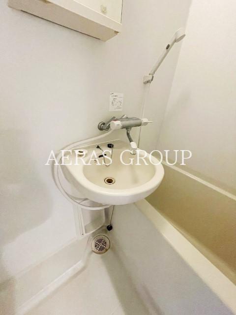 洗面設備　同仕様