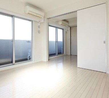 居室・リビング　☆明るい居室☆