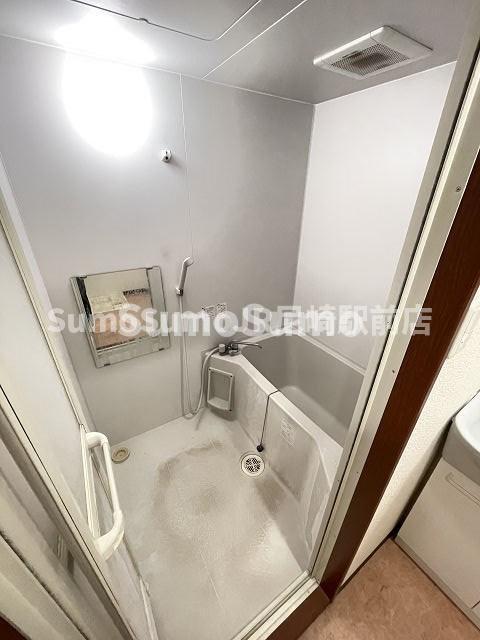 バス・シャワールーム　ゆったり過ごせるお風呂です