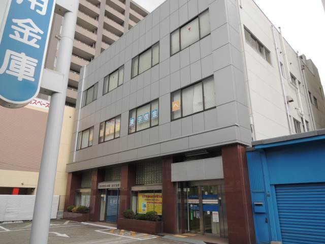 銀行　東京信用金庫志村支店（銀行）まで243m