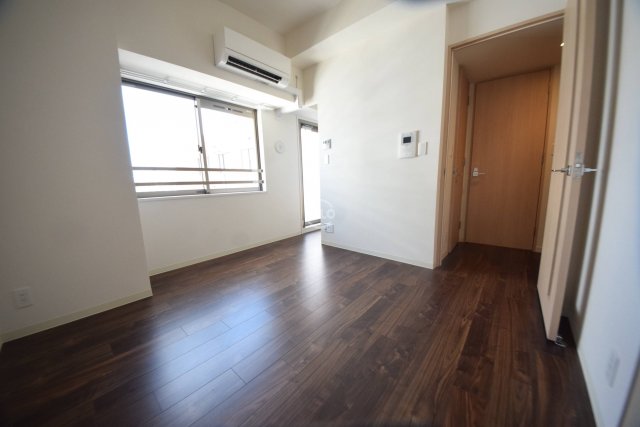 居室・リビング　スプランディッド難波元町DUE　洋室