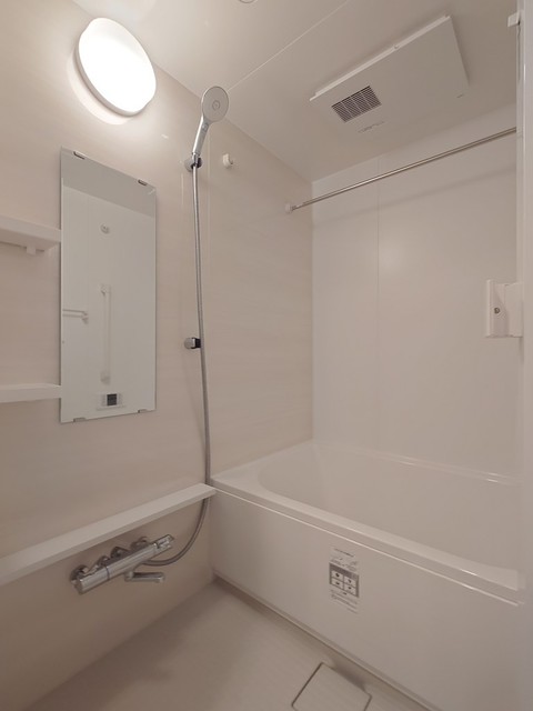 バス・シャワールーム　※写真は同タイプ住戸です。