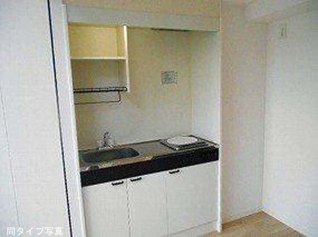 キッチン　同タイプ写真　※現況優先