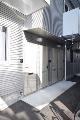 玄関　ピース・ヴィラ ※同タイプの室内写真です