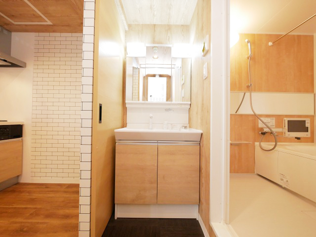 洗面設備　洗面化粧台付き♪