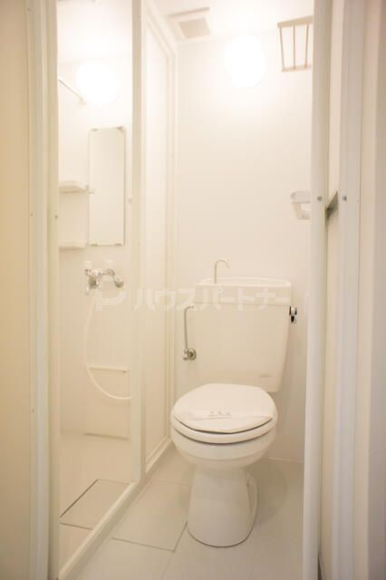 バス・シャワールーム　シャワールーム