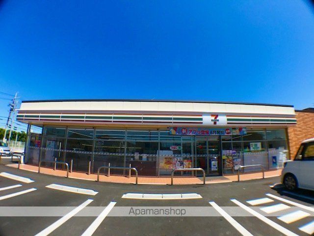 コンビニ　セブンイレブン（コンビニ）まで3890m