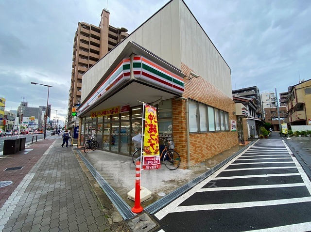 コンビニ　セブンイレブン　大阪上本町6丁目店（コンビニ）まで133m