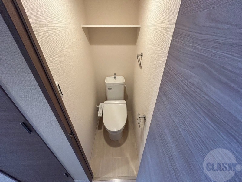 トイレ　温水洗浄便座