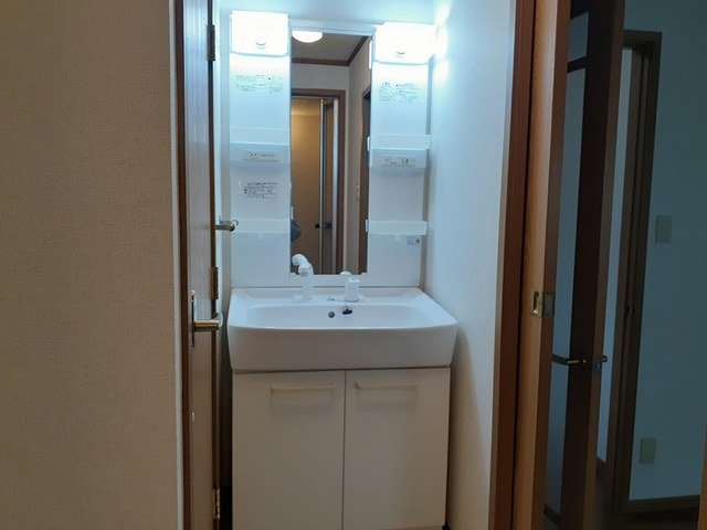 洗面設備　洗面所です