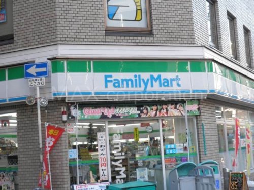 コンビニ　ファミリーマート新北野一丁目店（コンビニ）まで60m