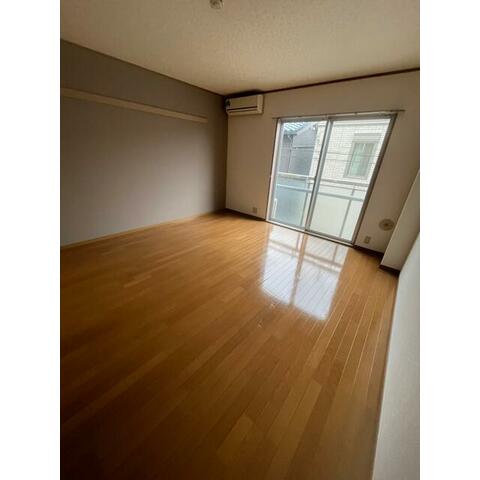 居室・リビング　ゆったりとした居間です