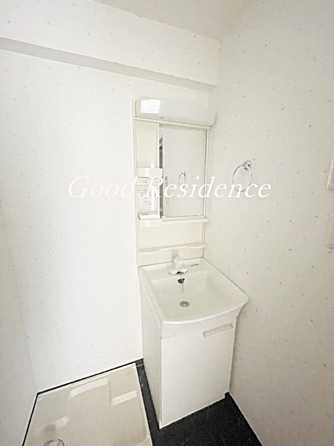 洗面設備　【横浜駅まで至近の閑静な住宅街！】お問い合わせはお早めに♪