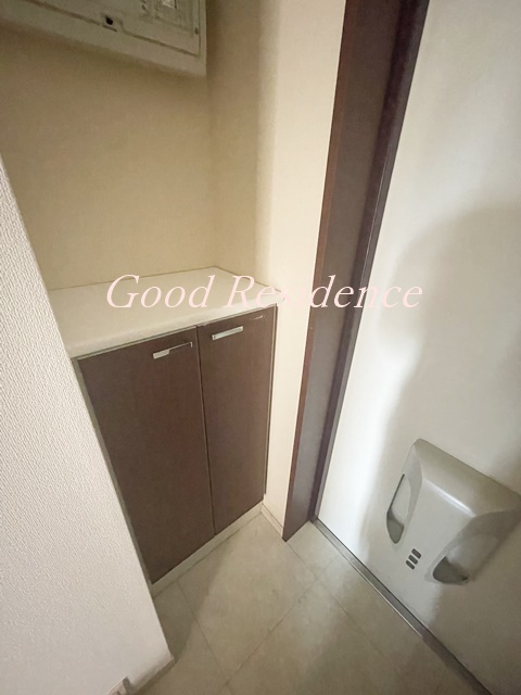 玄関　【横浜駅まで至近の閑静な住宅街！】お問い合わせはお早めに♪