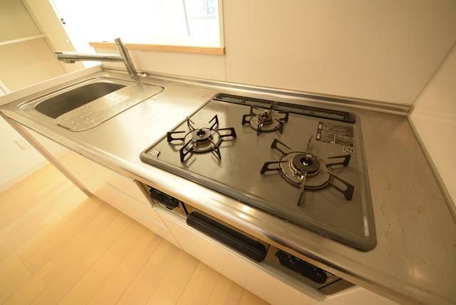 キッチン　★3つ口ガスコンロ付きキッチン★