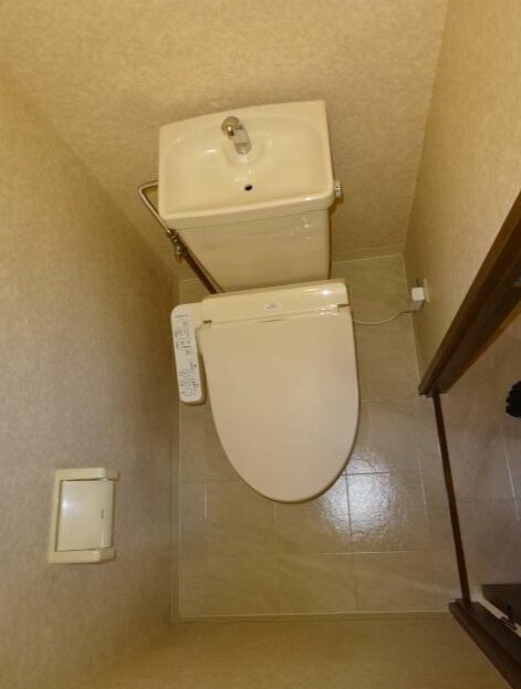 トイレ　ウォシュレット