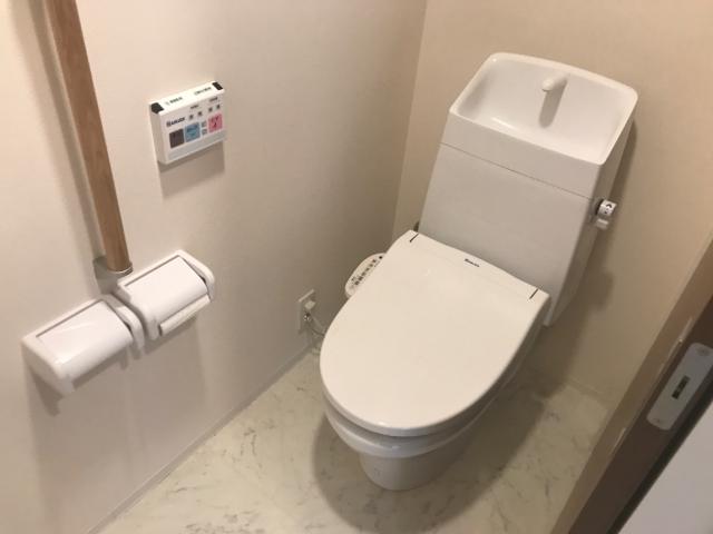 トイレ　シャワー付トイレ