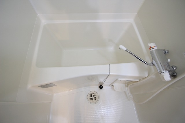 バス・シャワールーム　同物件別号室のものです。