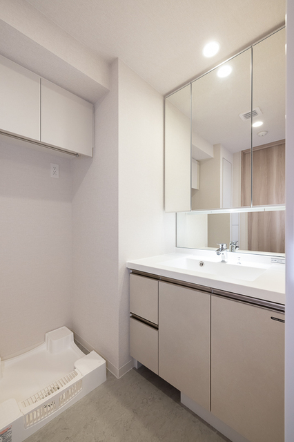 洗面設備　※写真は同タイプ住戸です。